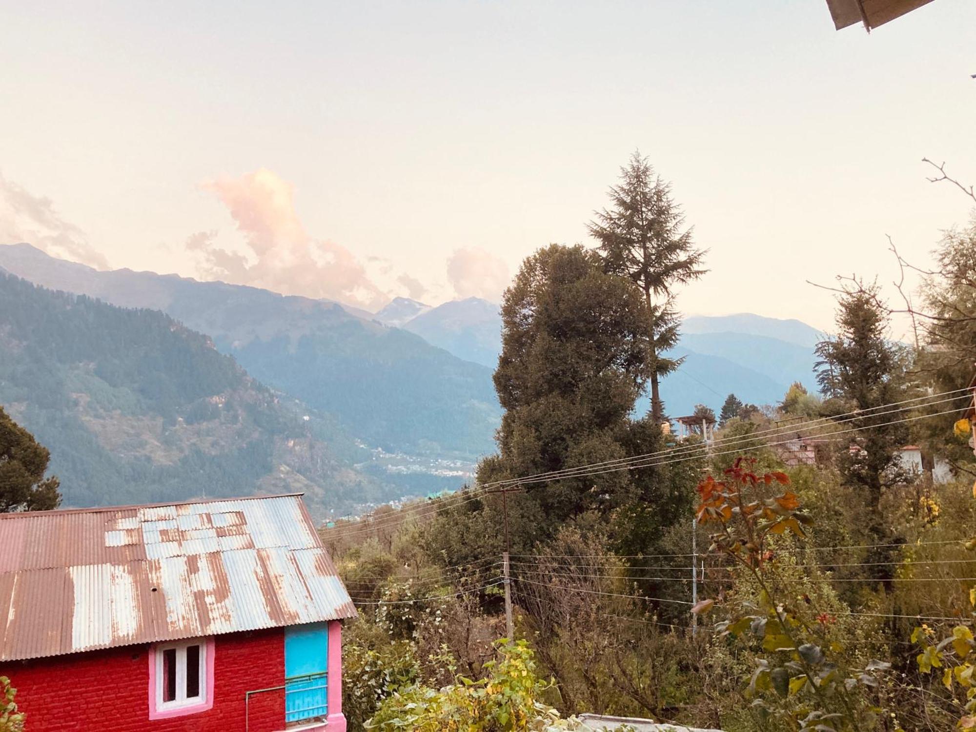 Manu Villa - 1,2,3 Bedroom Personal Luxury Villas Available In Manali M80910-77715 - Manali (Himachal Pradesh), Manali